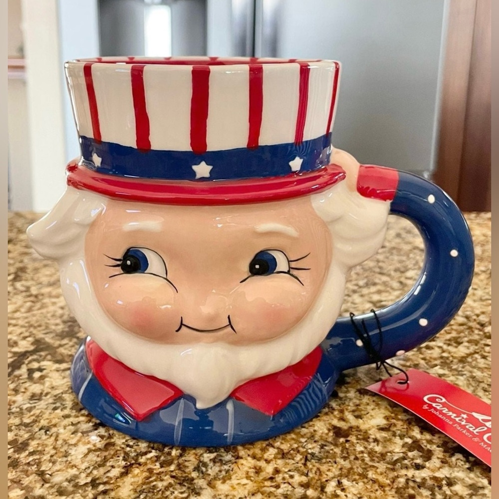 Johanna Parker 4th of July- cream and sugar, mugs, salt and pepper - Picture 4 of 4